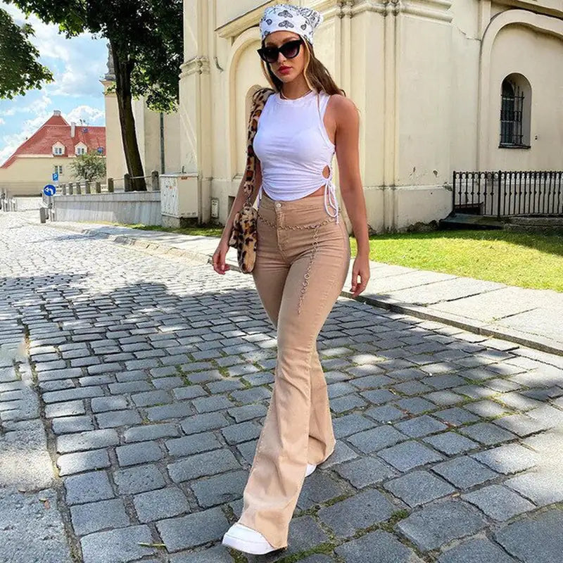 Damesjeans met hoge taille en uitlopende pijpen